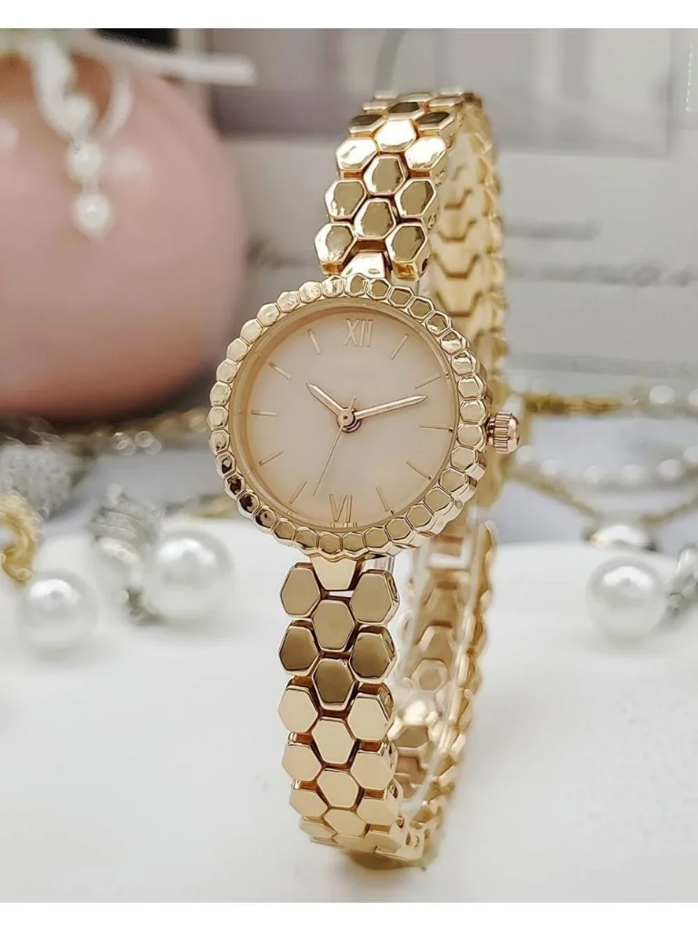 Women's Rose Gold Vintage Bracelet Analog Waterproof Stainless Steel Band Watch